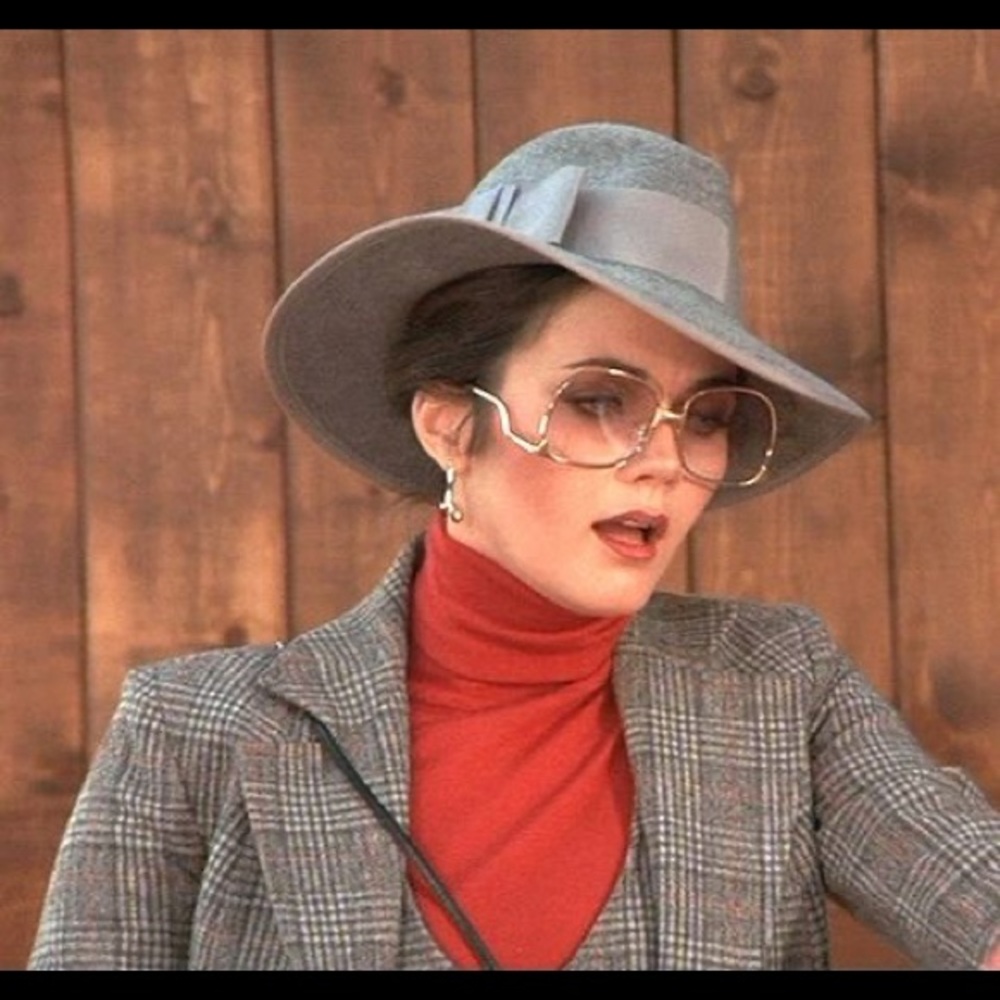 Meet your Posher, Lisa